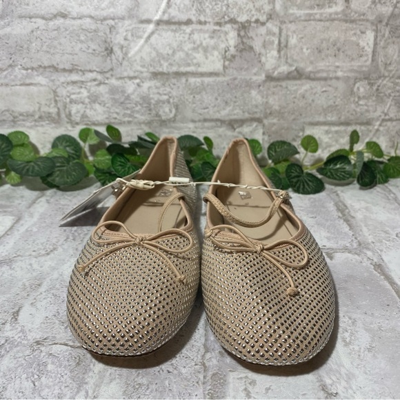 Nwt Zara Cream Silver Studded Flats with Buckle closure Size‎ USA 2.5 EUR 34 - Picture 8 of 8